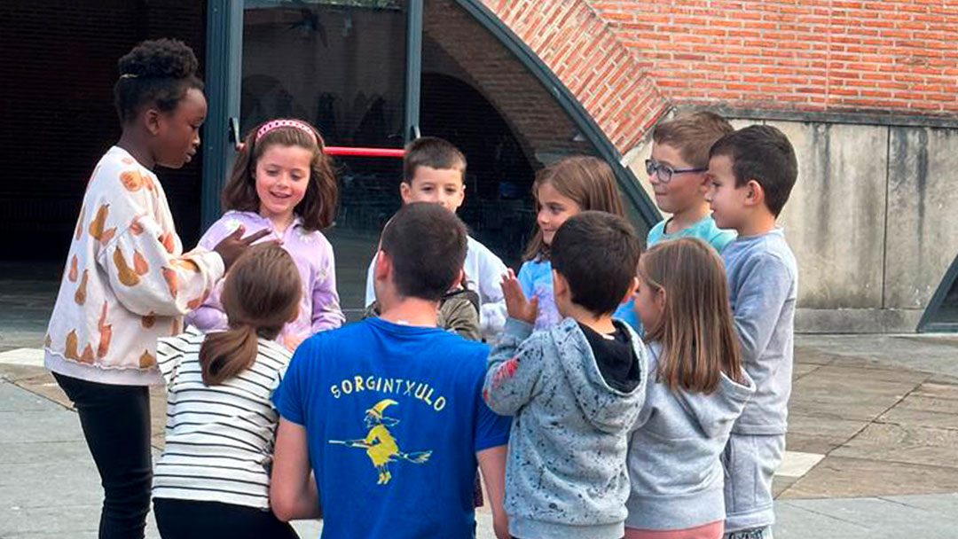 El próximo sábado, 30 de mayo, Juegos Infantiles con Sorgintxulo en Euskal Herria plaza