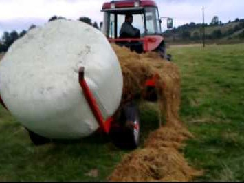 Los plásticos de las bolas de silo se recogerán el martes