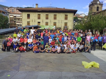 Se han recogido 690 kilos de basura en el Erreka Eguna