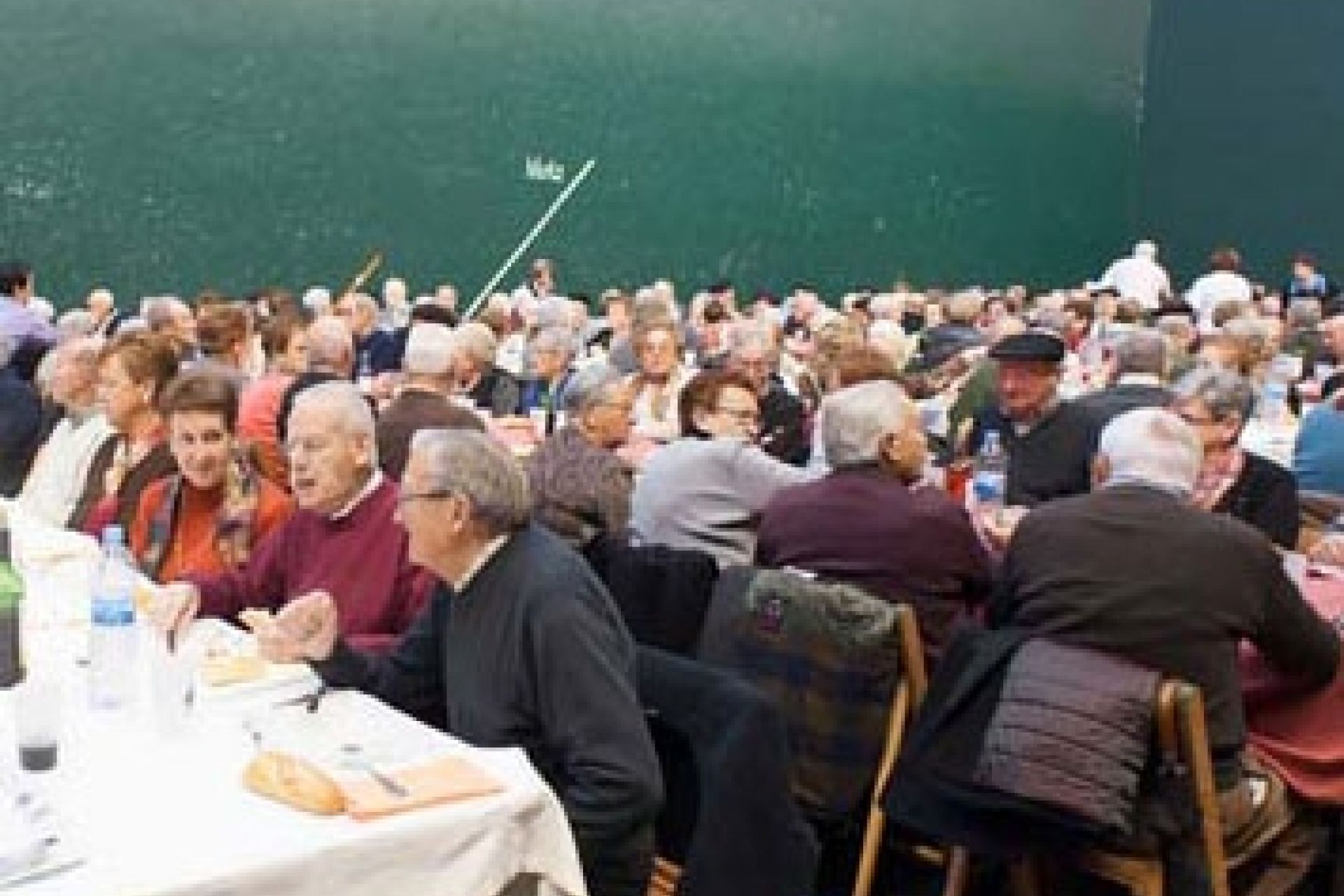 Adelantada de noviembre a septiembre la comida para mayores de 80 años