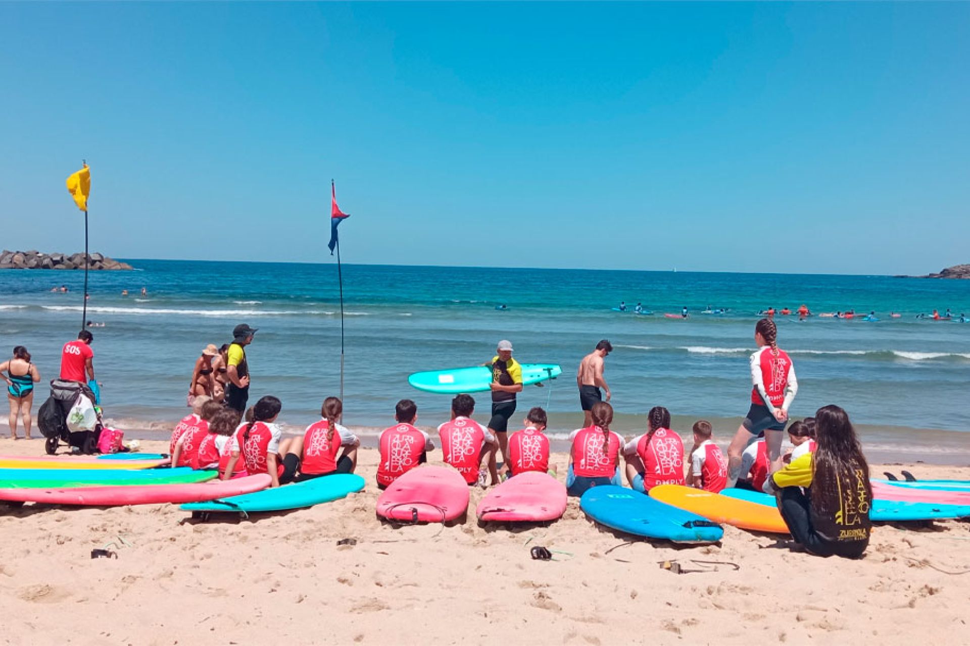 Udako eskaintza Nerabeentzako Zerbitzuan: Karting, Aquapark eta Padel Surf. Izen-ematea ekainaren 17an eta 18an Gazte-txokoan